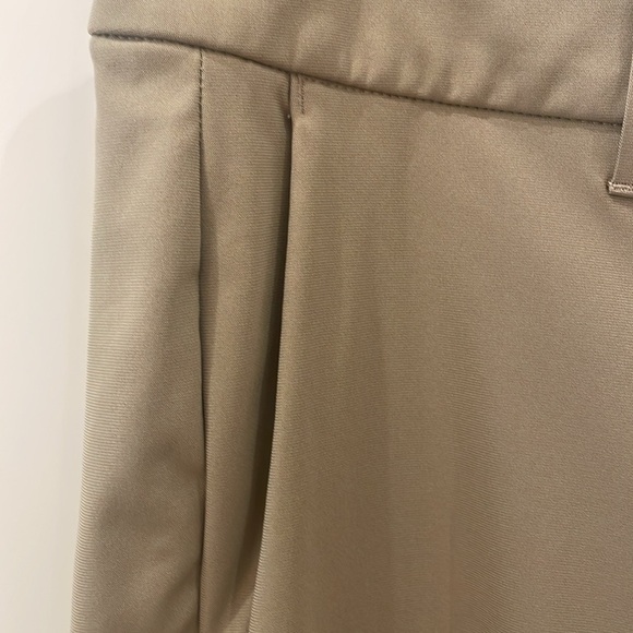 Lululemon Men’s Tan Pants—GREAT FABRIC & Style—Great condition!! Size 34 - Picture 5 of 9
